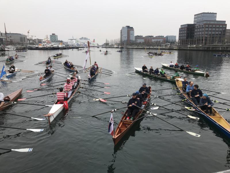 Gemeinsames Anrudern der Kieler Rudervereine am 15. April 2018