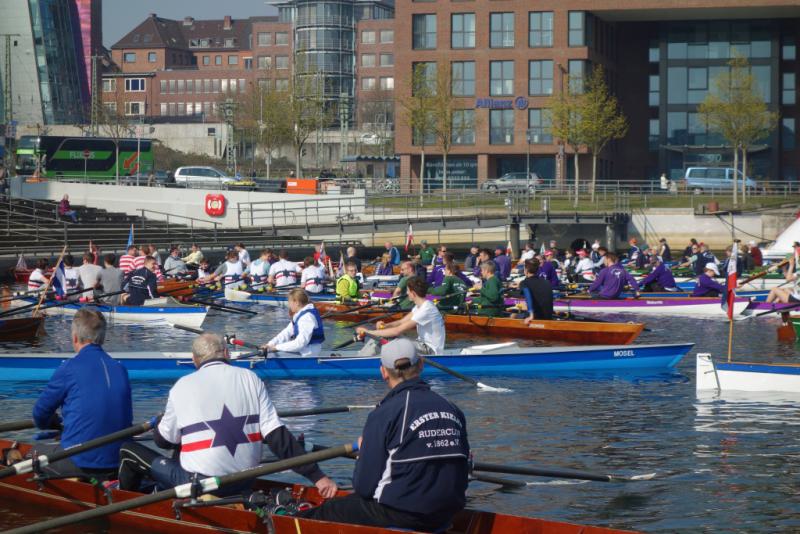 Gemeinsames Anrudern der Kieler Rudervereine am 7. April 2019