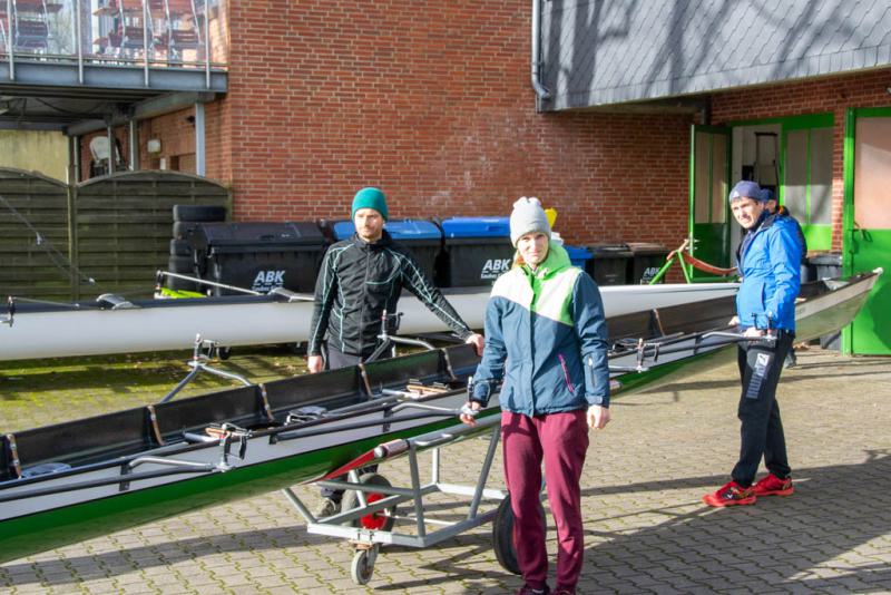 Gemeinsames Anrudern der Kieler Rudervereine und Taufe des Achters am 26. März 2023