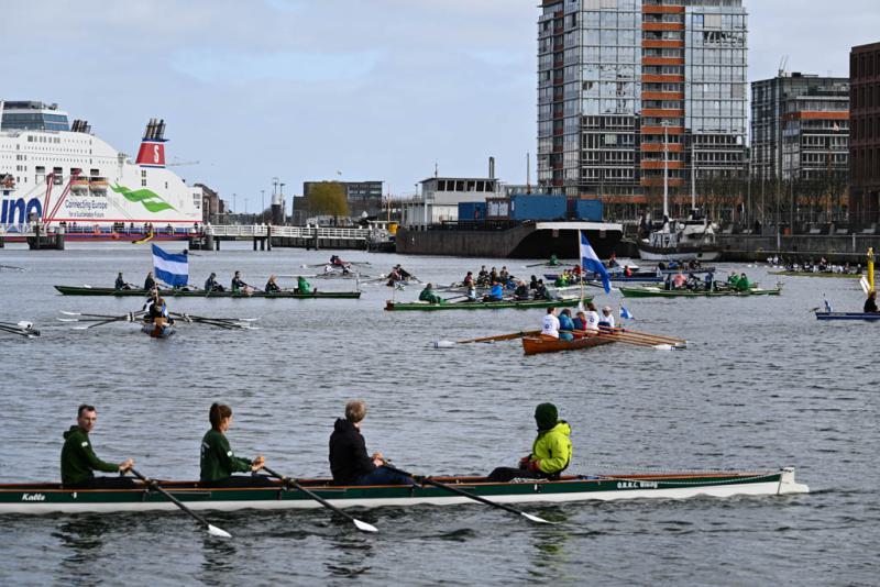 Gemeinsames Anrudern der Kieler Rudervereine und Taufe des Achters am 26. März 2023