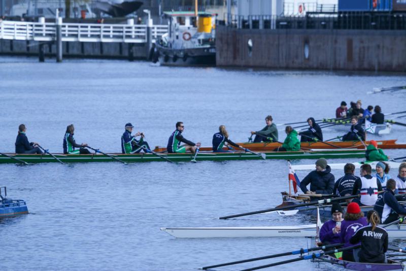 Gemeinsames Anrudern der Kieler Rudervereine und Taufe des Achters am 26. März 2023