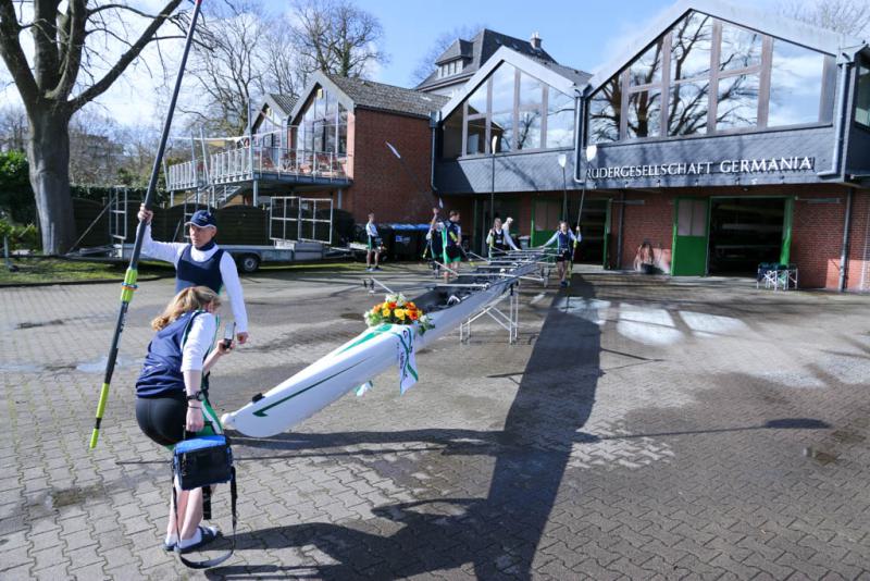 Gemeinsames Anrudern der Kieler Rudervereine und Taufe des Achters am 26. März 2023