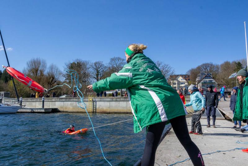 Erste-Hilfe-Fortbildung - Schwerpunkt Wasserrettung mit der DLRG am 2. April 2022