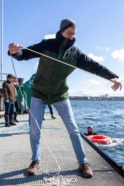 Erste-Hilfe-Fortbildung - Schwerpunkt Wasserrettung mit der DLRG am 2. April 2022