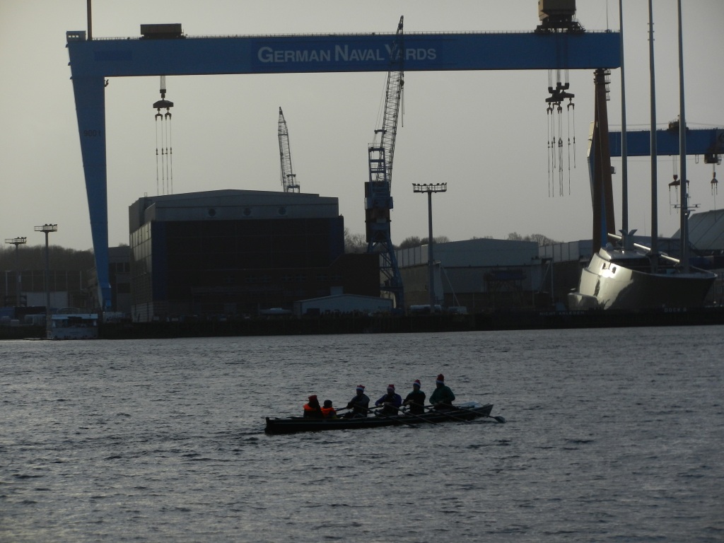 Rudern auf der Kieler Förde am 24. Dezember 2016 Rudern auf der Kieler Förde am 24. Dezember 2016